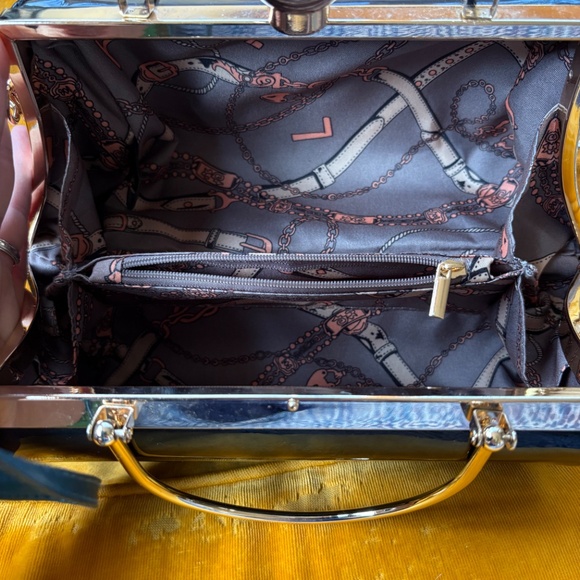 LOT of great purses to step up your game. Bernini, Stella Joy and ? - Picture 8 of 8